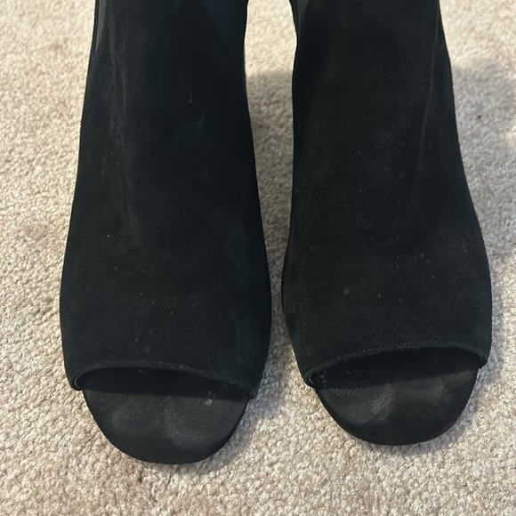 White House Black Market Suede Peep Toe Booties, Size 9 - Picture 3 of 7